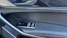 Jaguar F-Pace 2.0 D200 R-Dynamic Black 5dr Auto AWD Diesel Estate